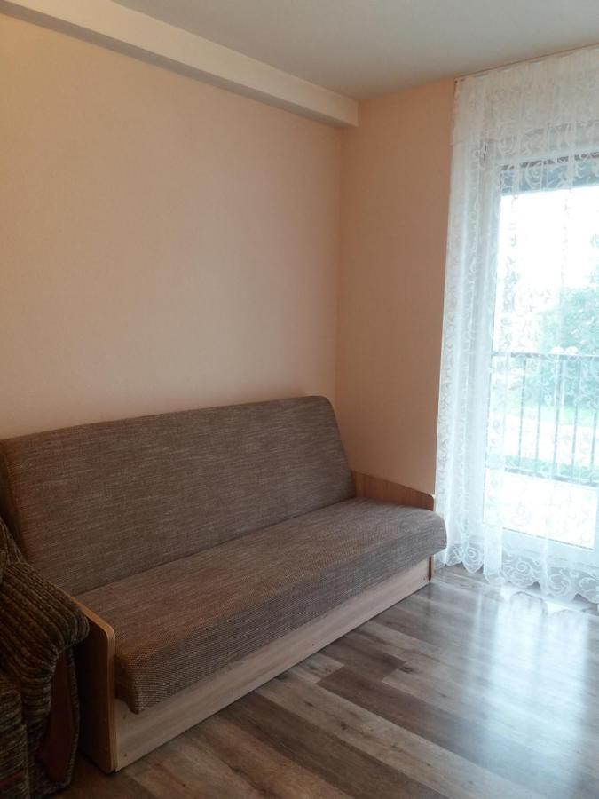 Apartaments Near Svyturio Arena Klaipeda Ngoại thất bức ảnh